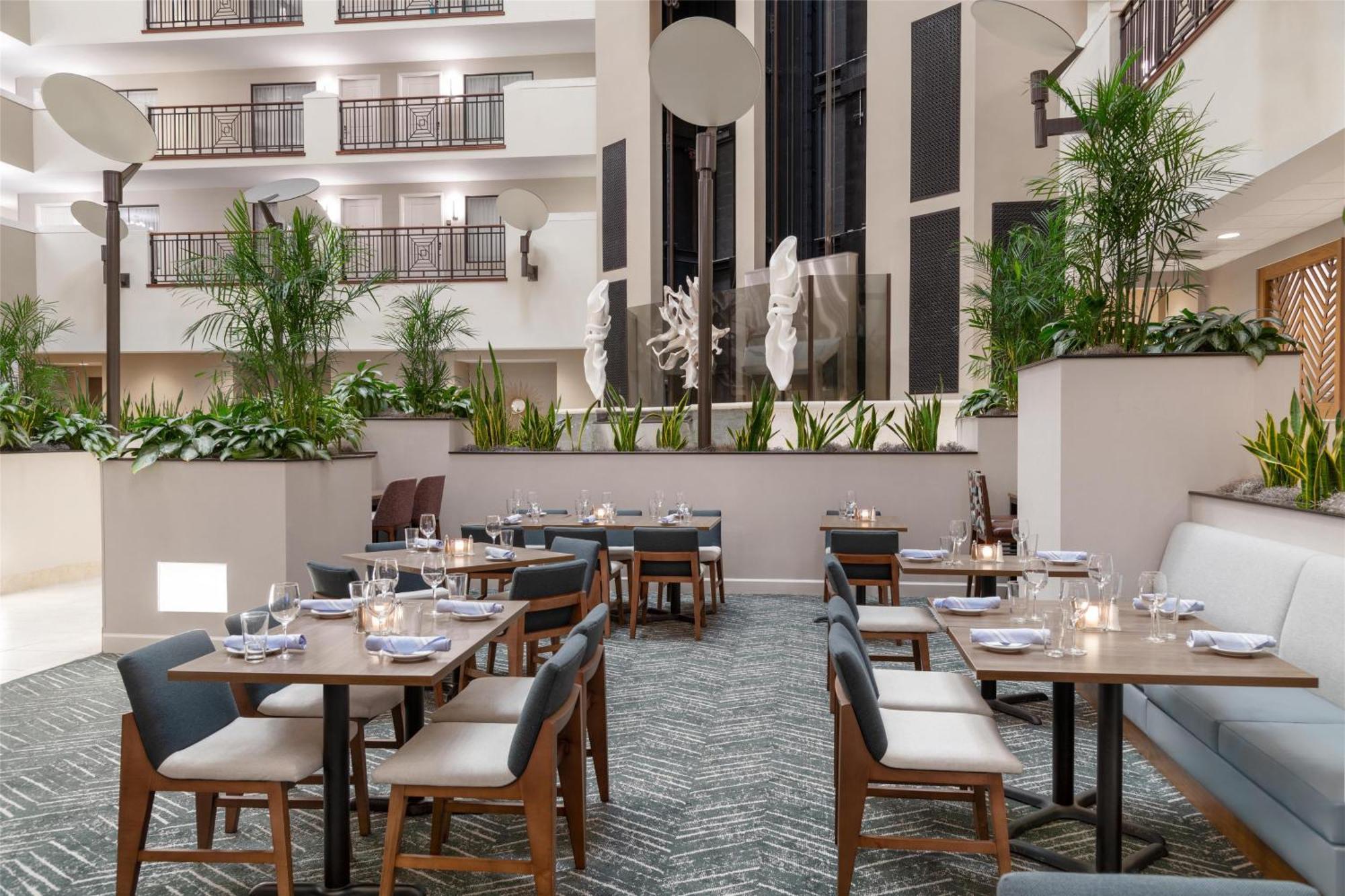 Embassy Suites Fort Myers - Estero Exterior foto