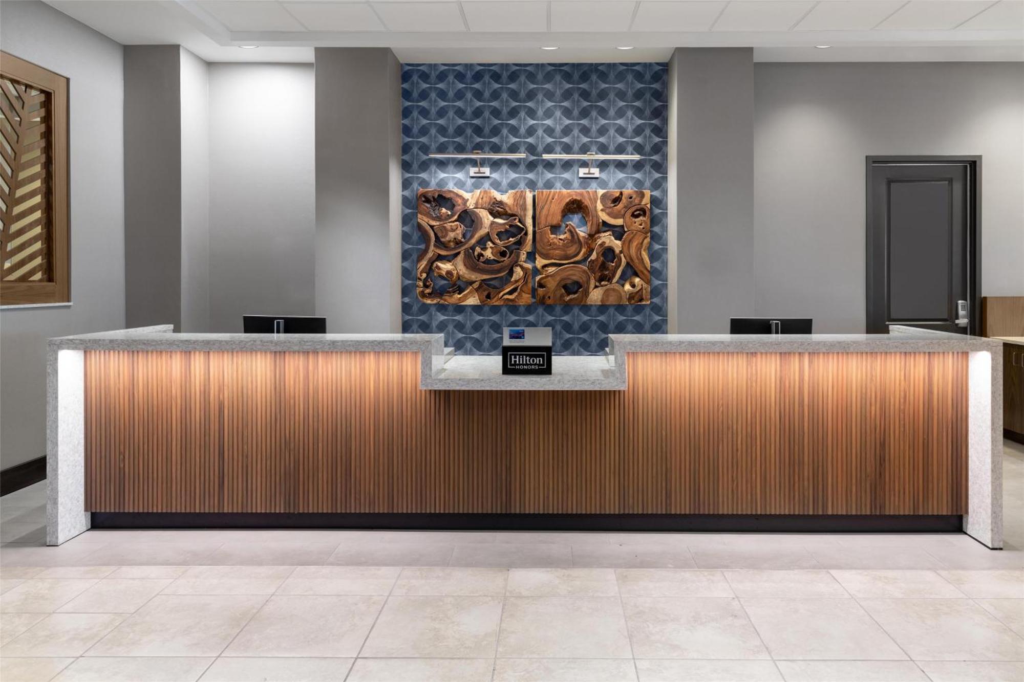 Embassy Suites Fort Myers - Estero Exterior foto