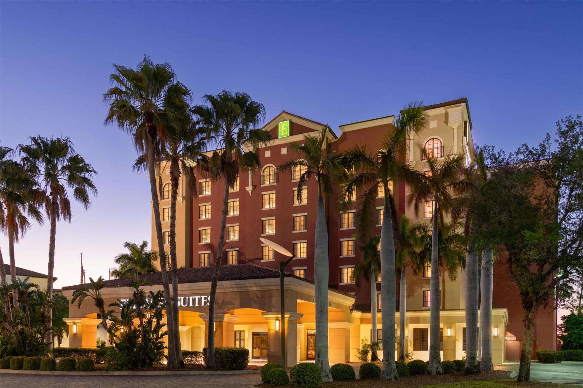 Embassy Suites Fort Myers - Estero Exterior foto